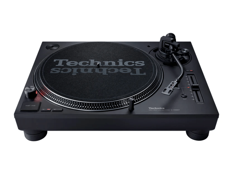 Technics SL-1200MK7 DJ Direct Drive Turntable