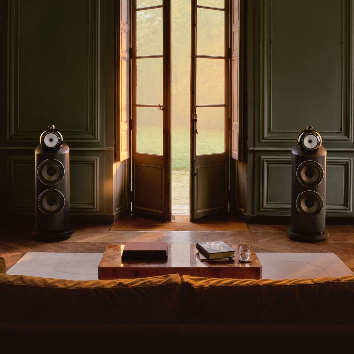 lifestyle image of bowers wilkins 801 d5 speakers