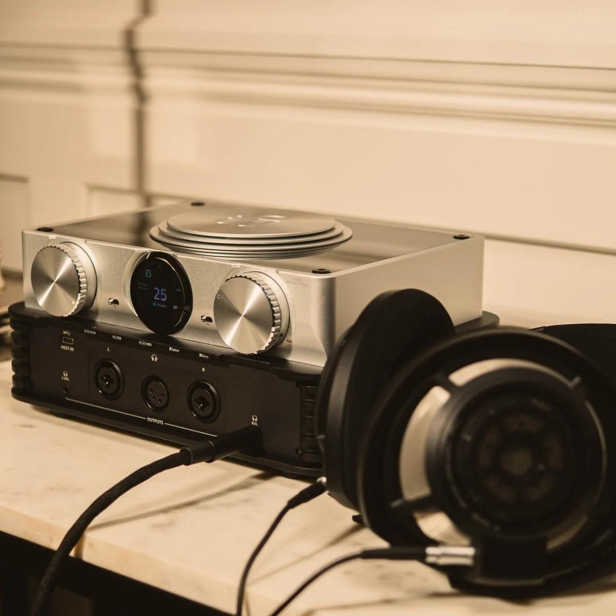 ifi audio idsd phantom with headphones