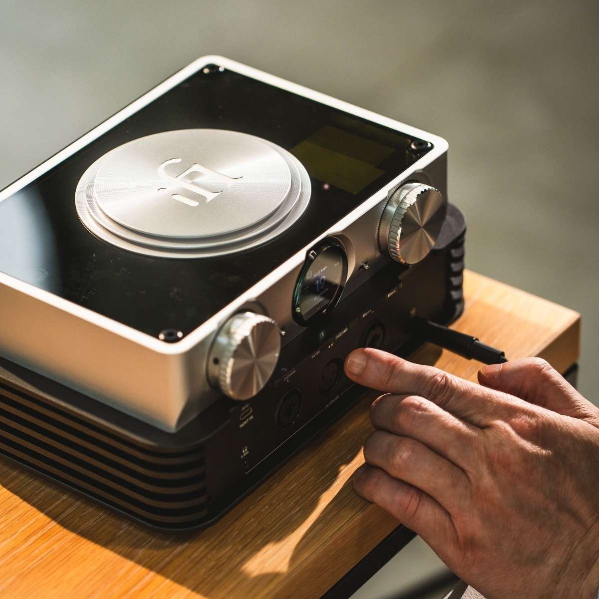 ifi audio idsd phantom lifestyle