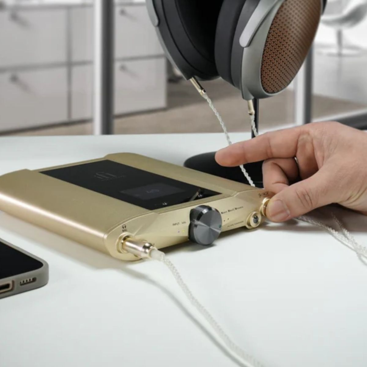 iFi iDSD Valkyrie in action